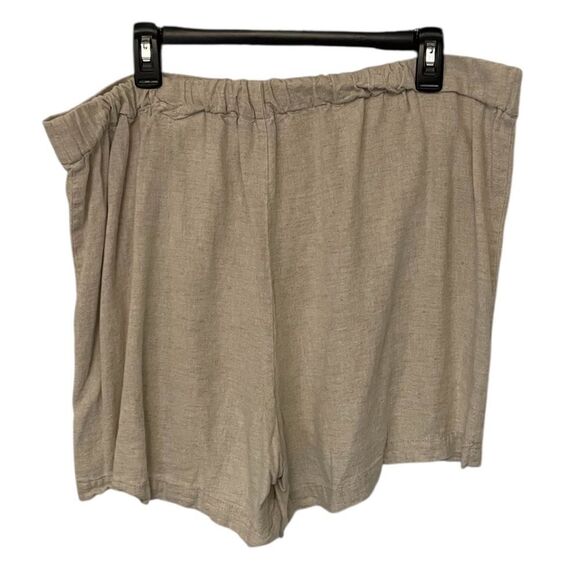 Banana Republic | Women's Linen-Blend Pull-On Shorts - Picture 4 of 5